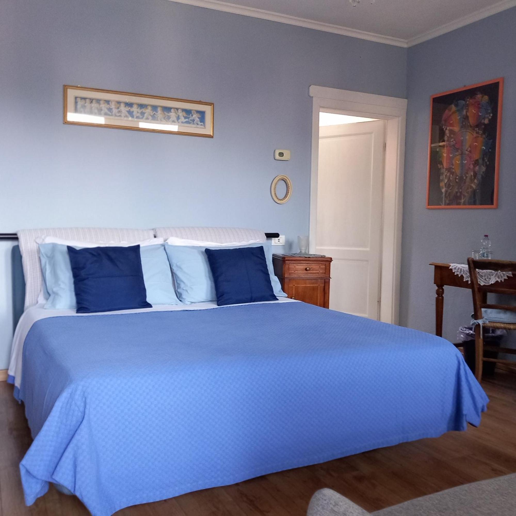 Oltra Bed & Breakfast